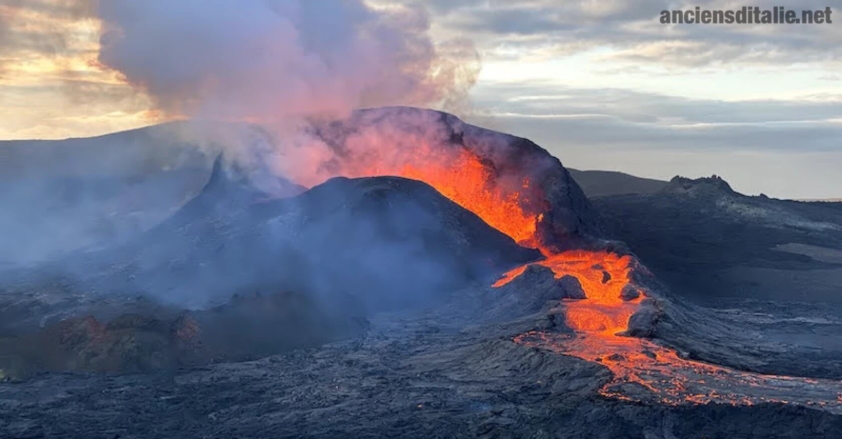 ภูเขาไฟปะทุ อีกครั้งในไอซ์แลนด์