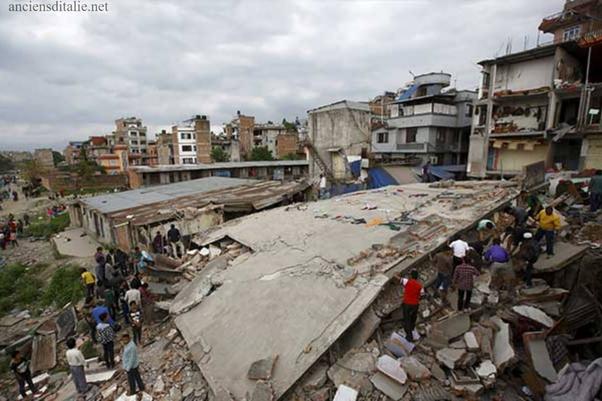 แผ่นดินไหวในเนปาล คร่าชีวิตอย่างน้อย 1 ราย